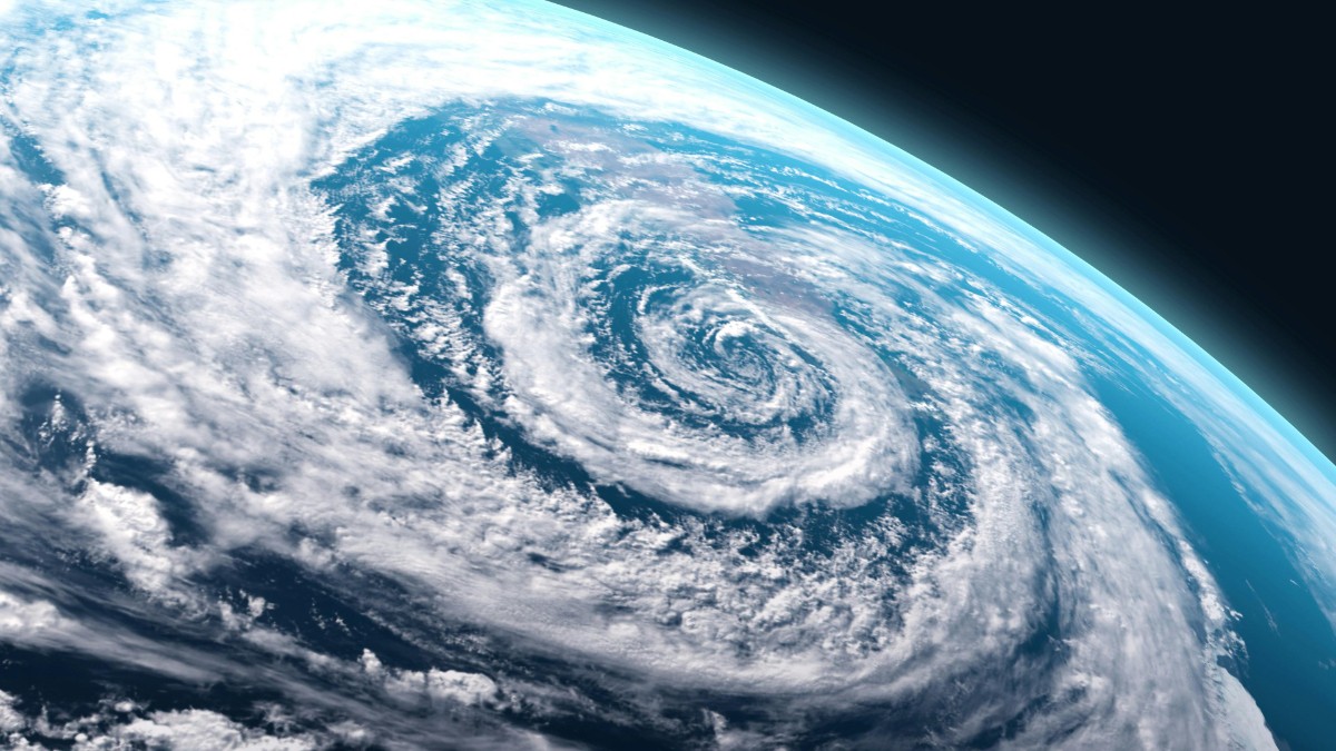 What are the strongest hurricanes in history, what was Katrina's category and what was the wind speed in each?