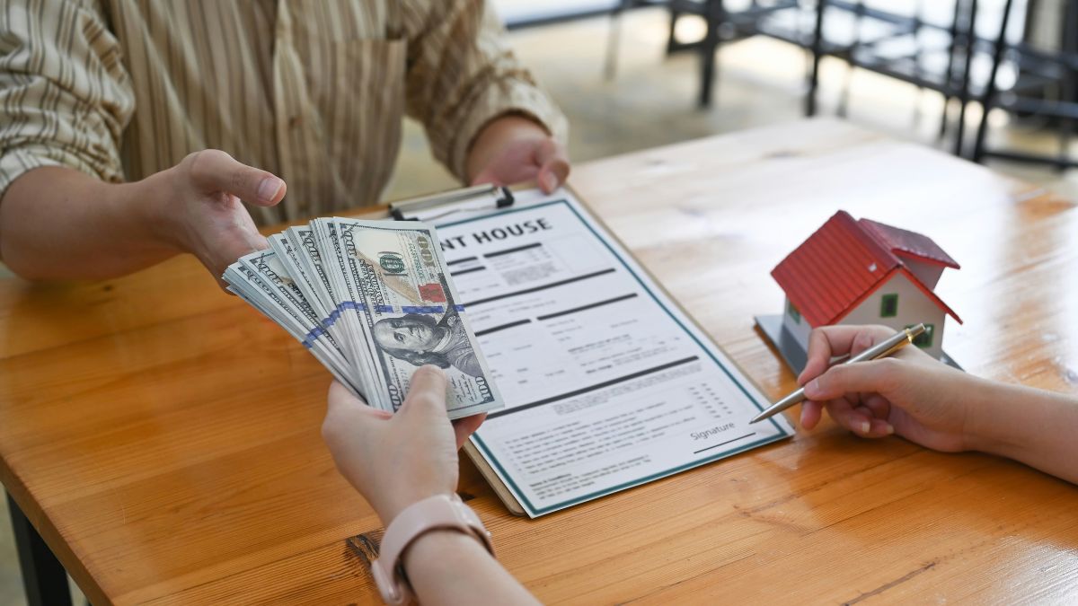 A clear guide to understanding and claiming the mortgage interest deduction