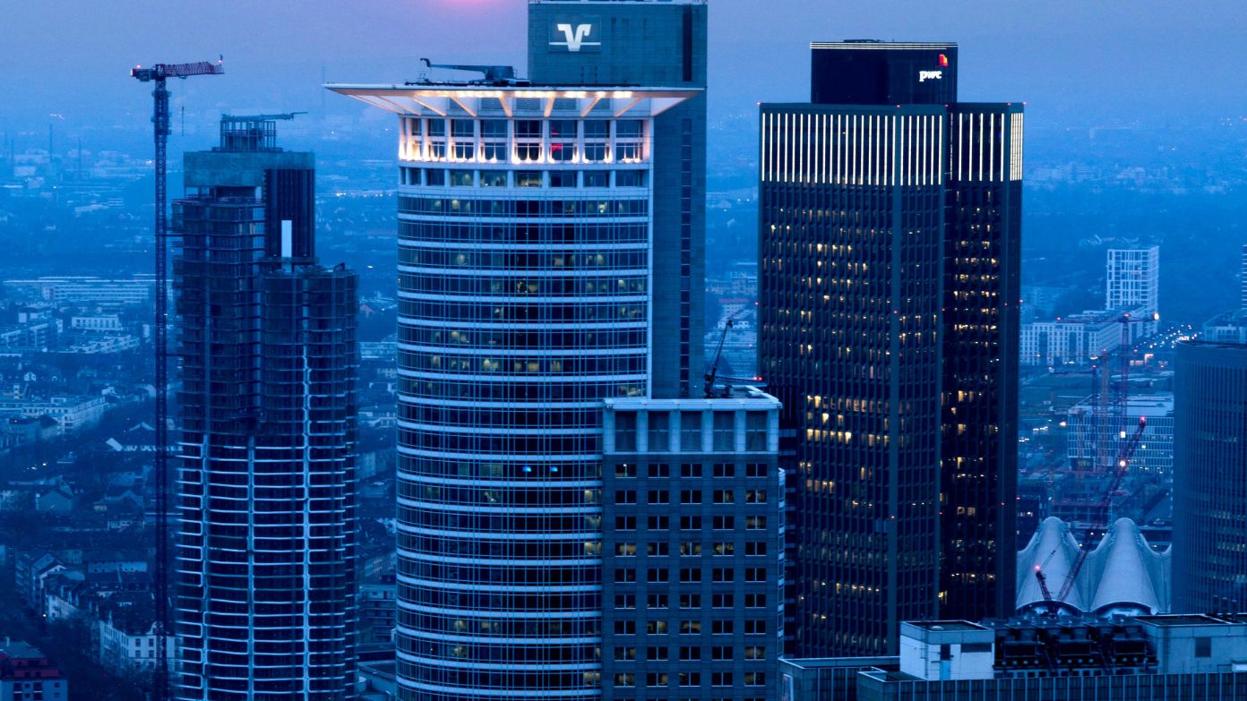Discover the top banks ranked by customer satisfaction and see why they stand out.
