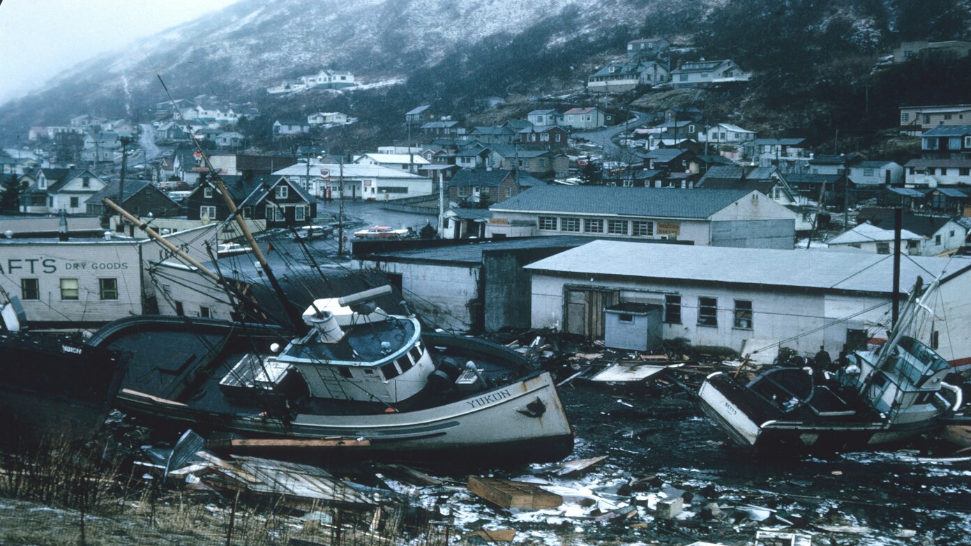 My home was destroyed in a disaster - Do I still have to make mortgage payments?