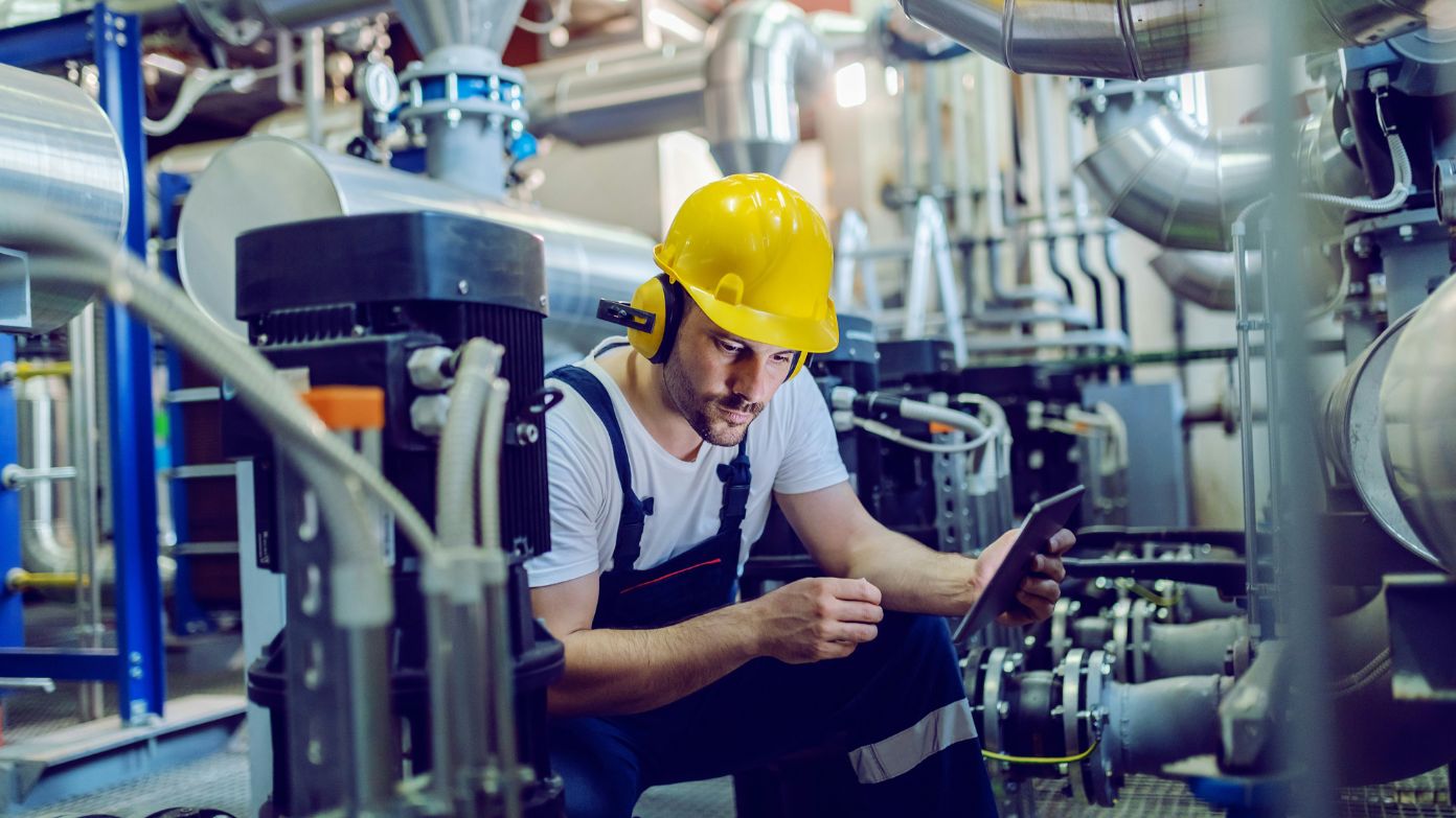 Understanding the 2025 salary and allowances for power plant operators in the U.S.