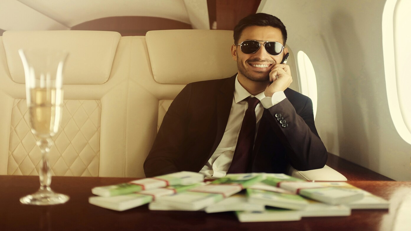 That person is rich! The hidden signs someone is wealthier than you think