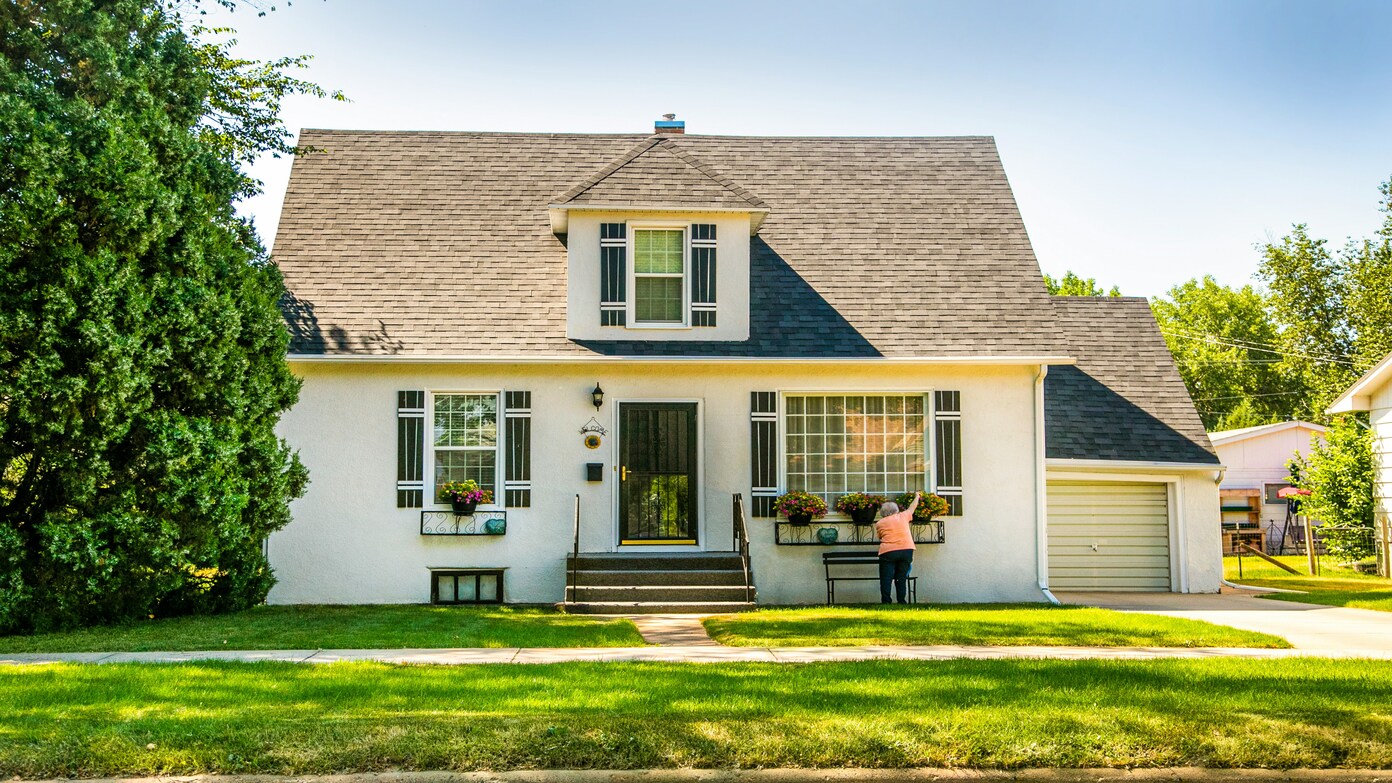 Homeowners can't afford to ignore these tax breaks - How to use 401(k) or IRA Funds to buy a home