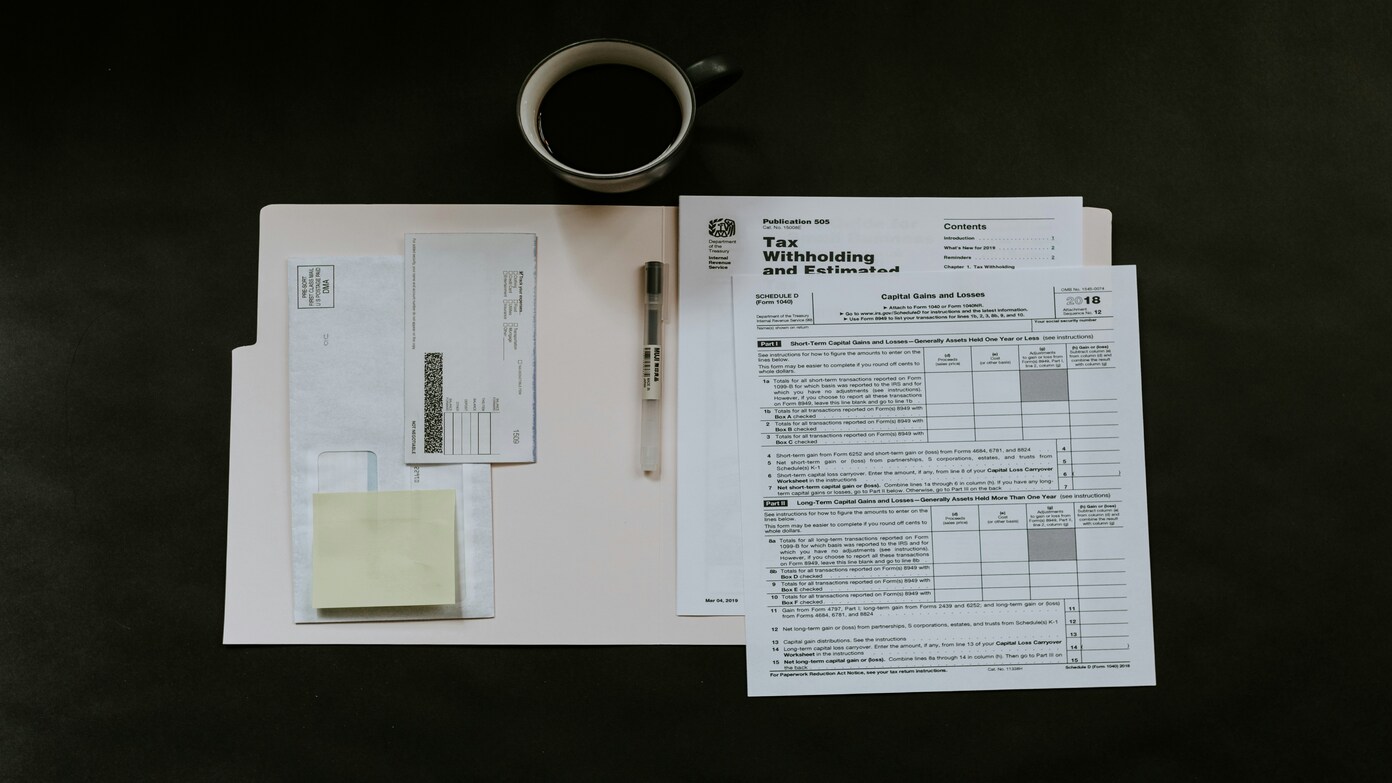 IRS Form 1040 Schedule B Interest and Ordinary Dividends: what is it, instructions, how to fill it out, and where to apply