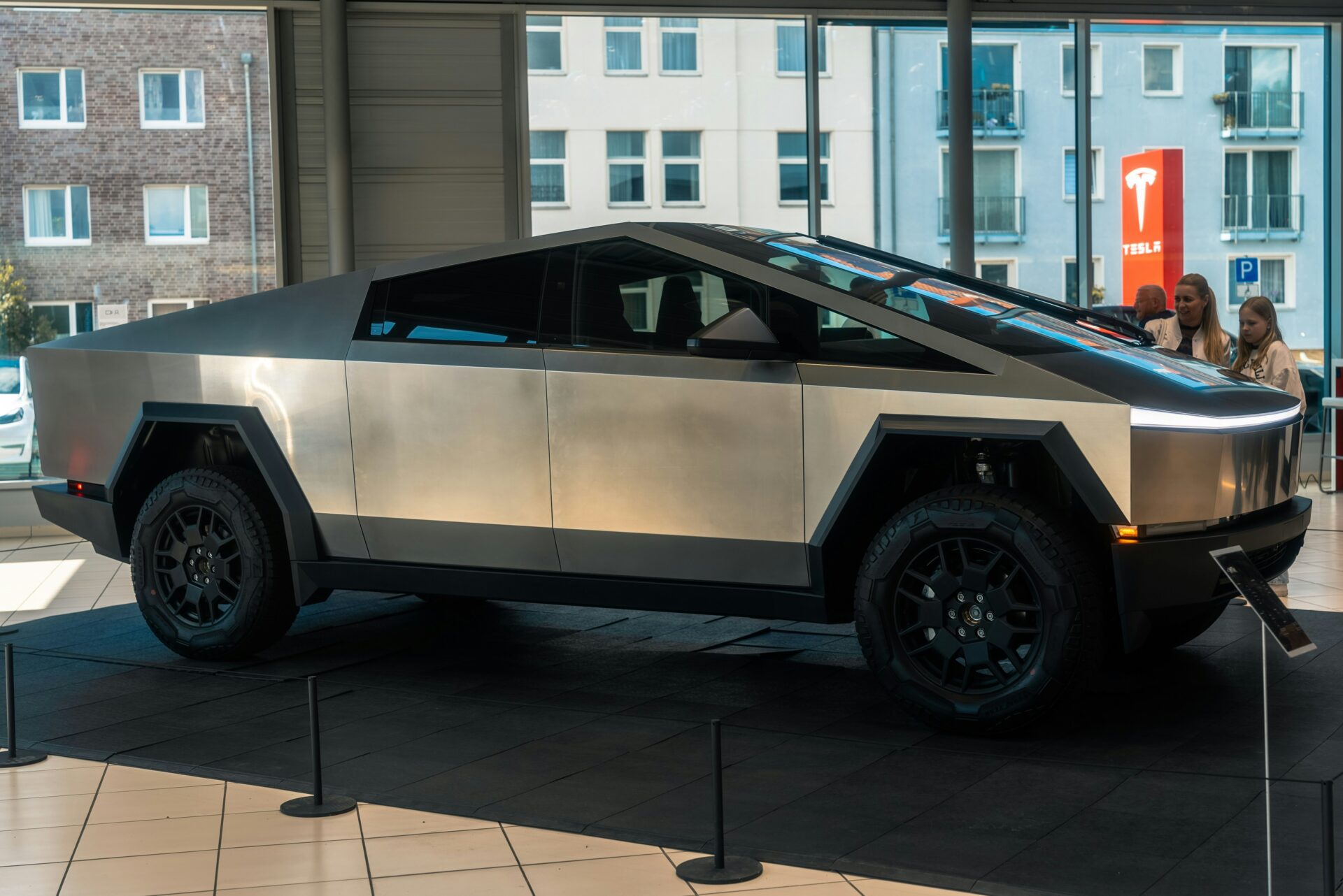 Should I sell my Tesla? How is Musk's part in Trump's government affecting resale prices