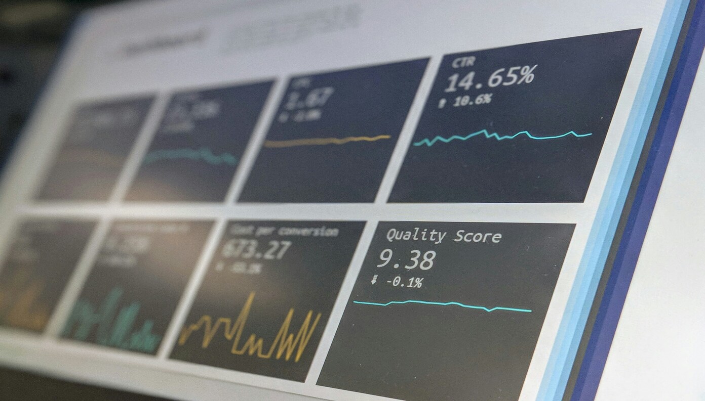 One of the worst investment strategies: why you really don't want to keep your money at home