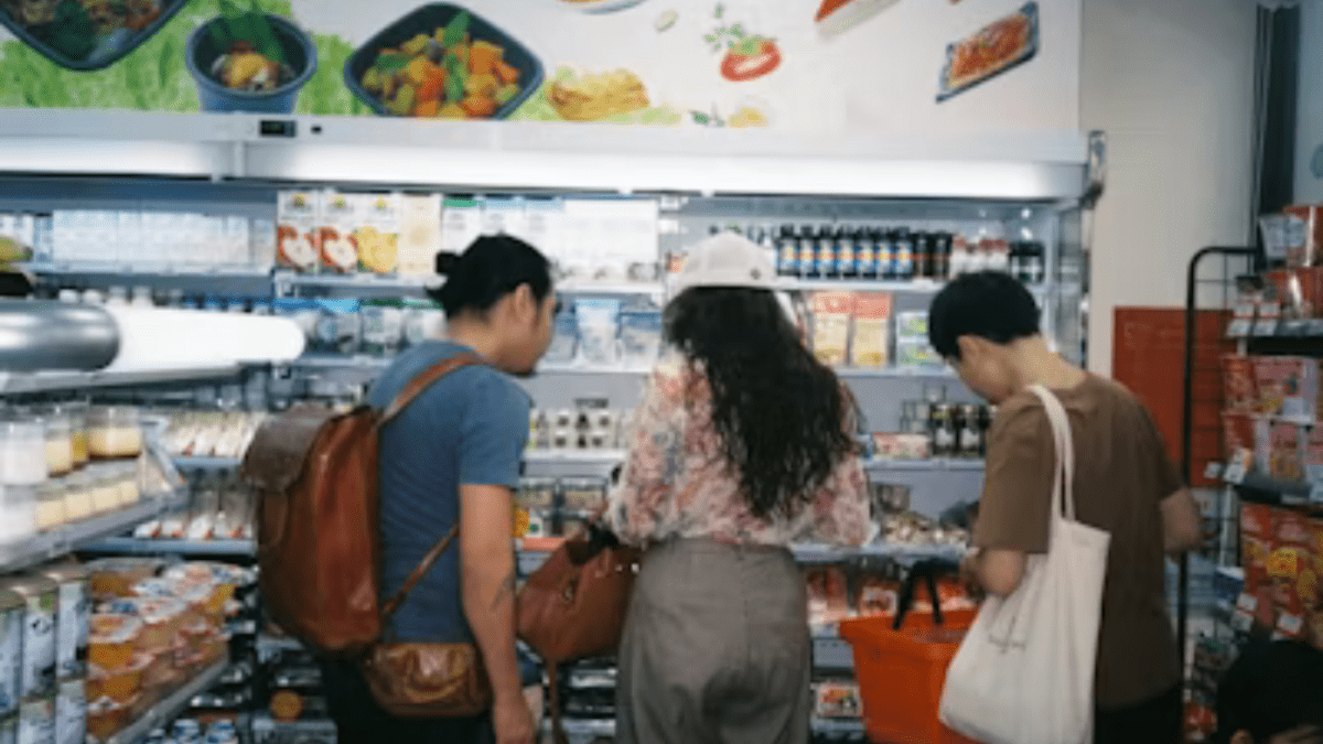 Can college students qualify for SNAP benefits?