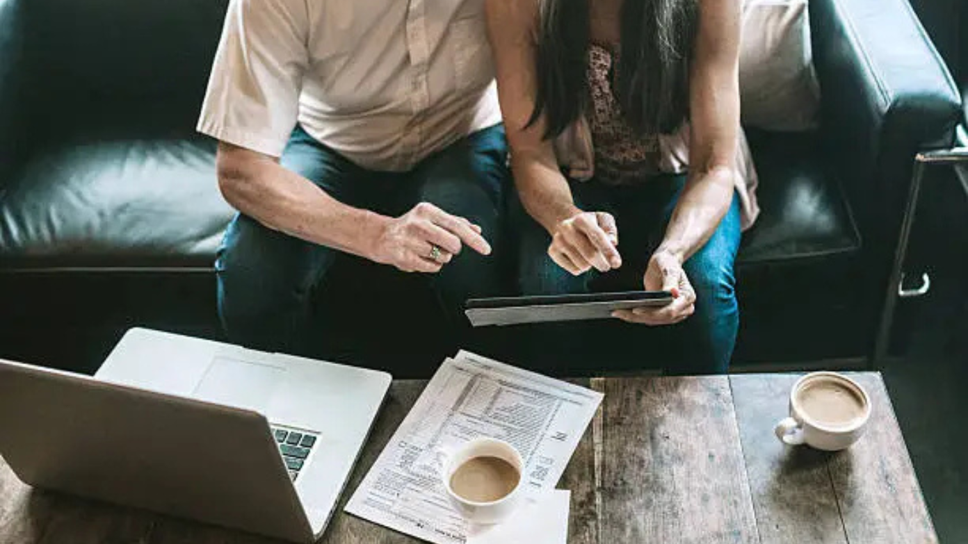 What is the best tax software for filing my taxes in 2025? TurboTax, H&R Block, TaxSlayer…