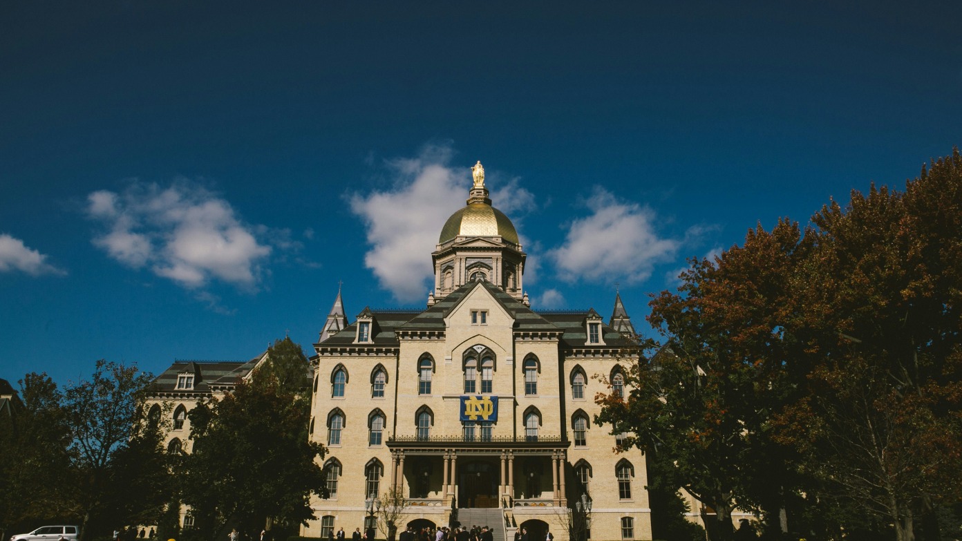 How much does it cost to study at University of Notre Dame in 2025?