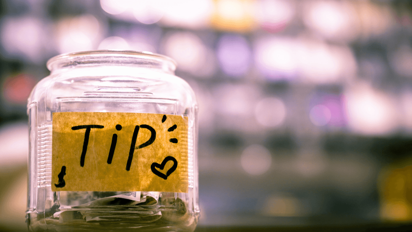 How to properly report tips and cash payments on taxes?