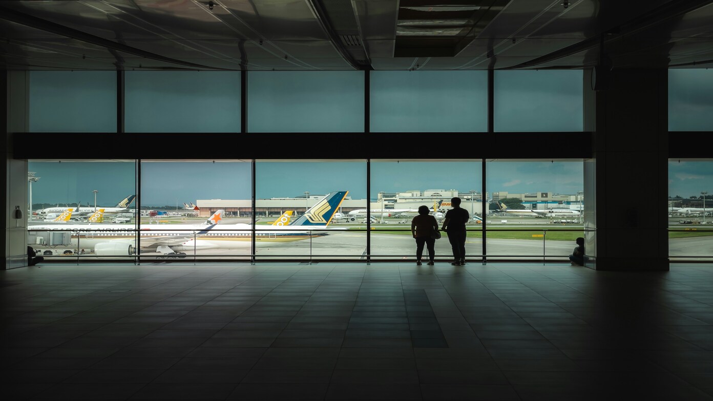 Neither American Airlines nor United Airlines - These airlines had the most and least passenger complaints in 2024
