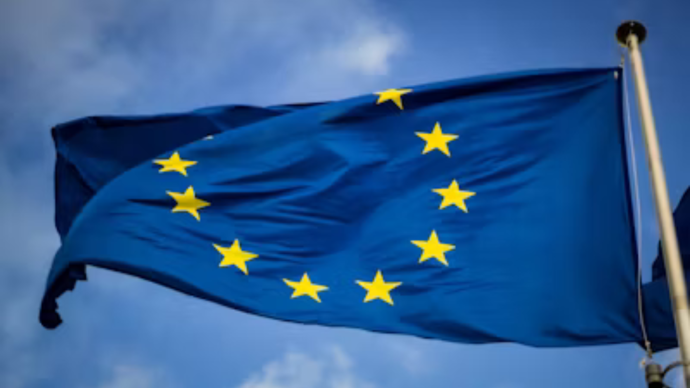 Trump goes on tariff offensive yet again: European Union and Apple in the President's crosshairs this time