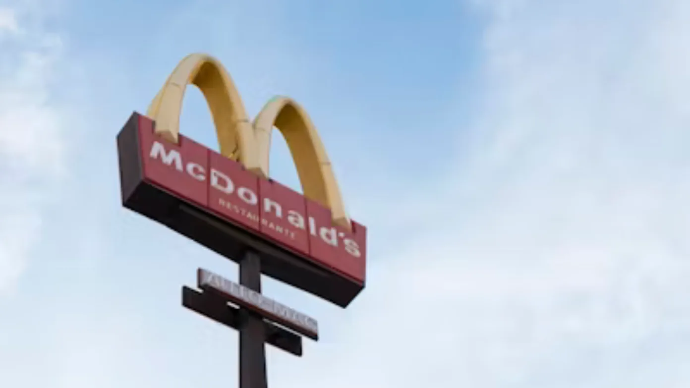 McDonald's extends the hours of most of its stores this summer - These are the new closing hours at U.S. restaurants