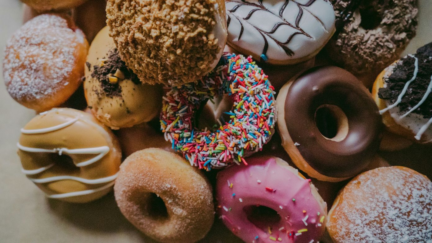 Here are the best discounts and how to get free food at Dunkin’, Krispy Kreme, and more