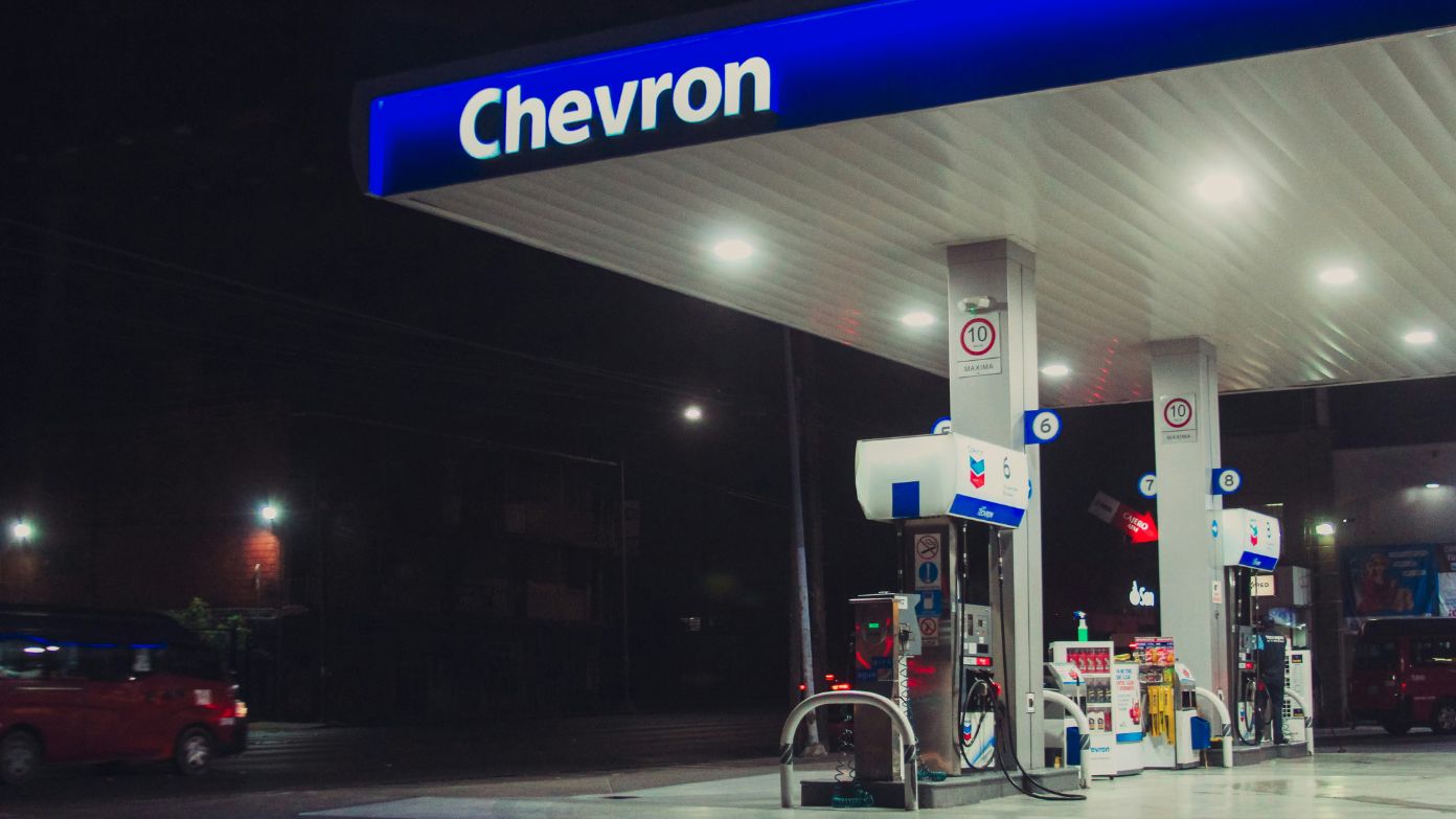 A look at Chevron’s 10-year returns, dividends, and how it stacks up against the S&P 500