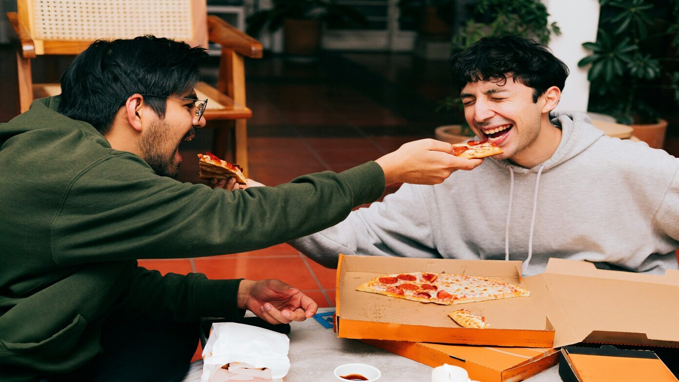 Good news for pizza lovers: new hot food delivery options from CostCo