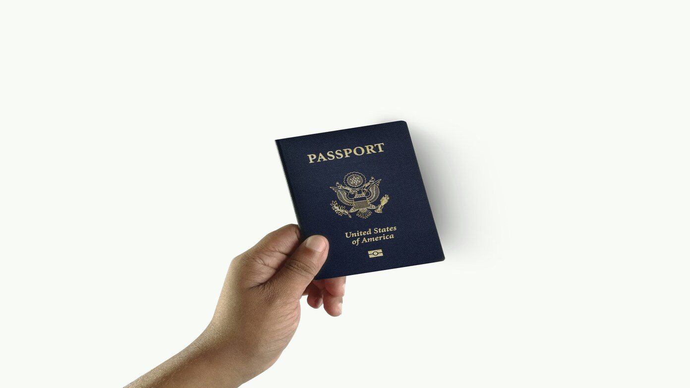 Goodbye to the Green Card in the United States - The IRS is terminating all immigration status for those who do not meet these requirements