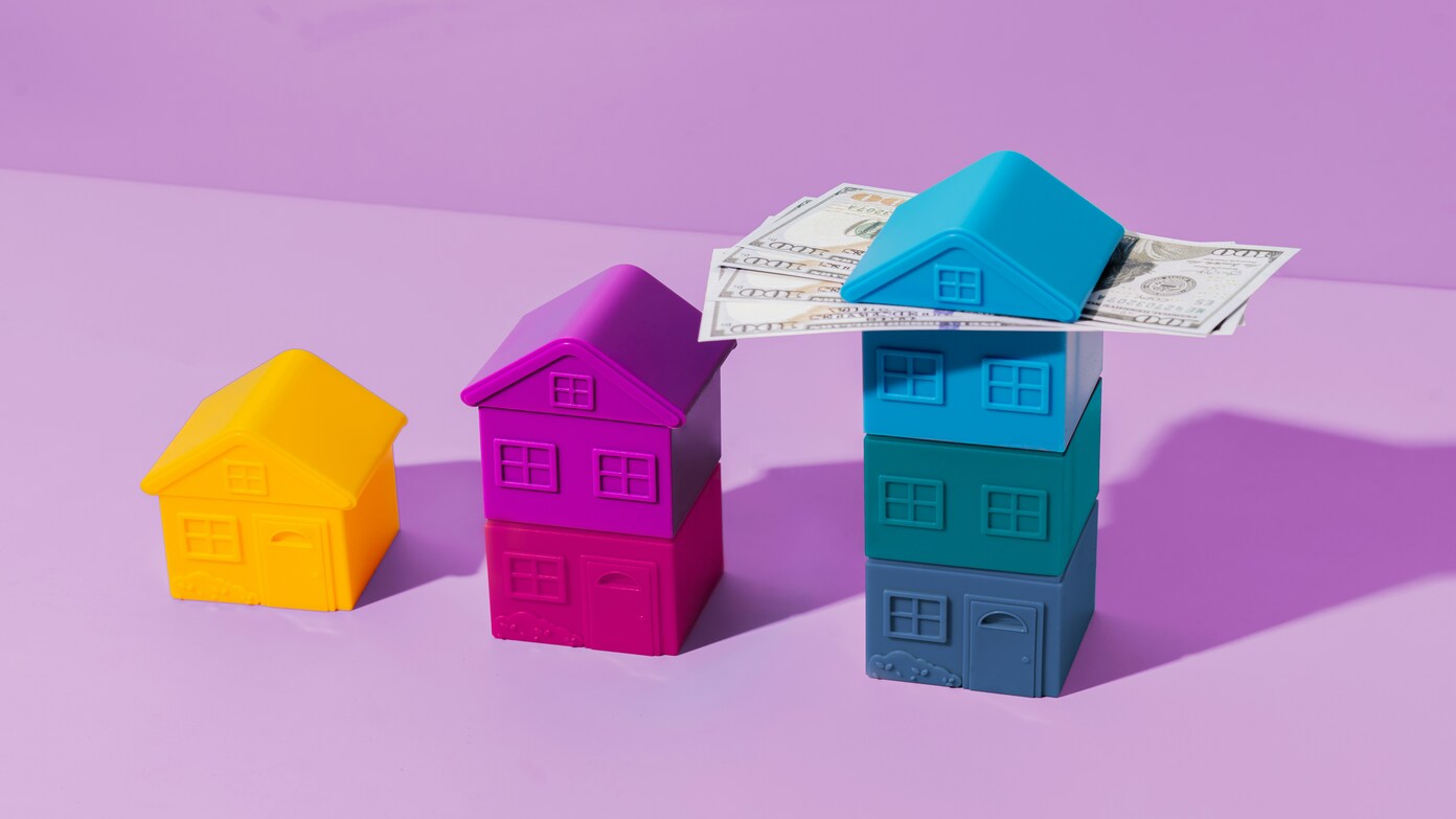Mortgage rates fall again, now at lowest level since early May