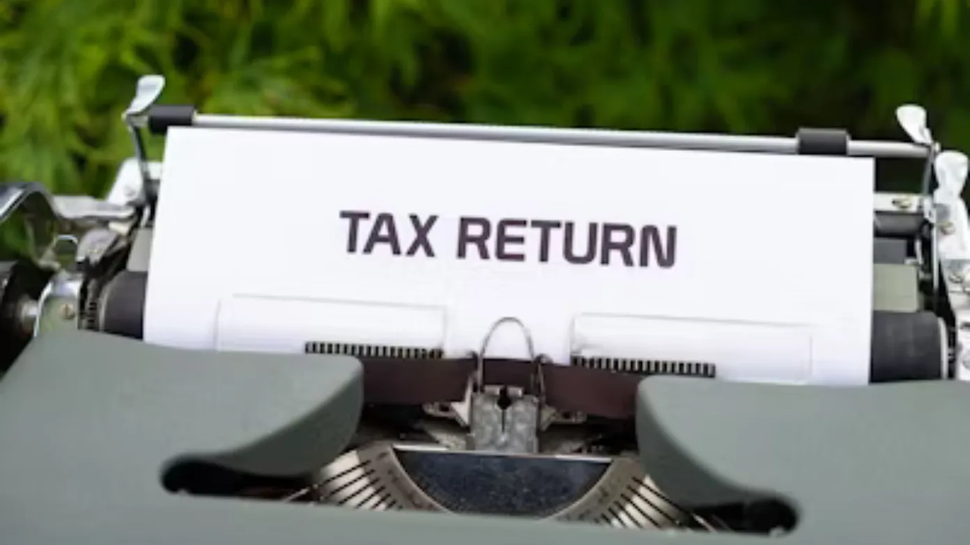 An American entrepreneur recounts her experience forgetting to check a box on her IRS tax return with her business, “Having a small business is hilarious!”