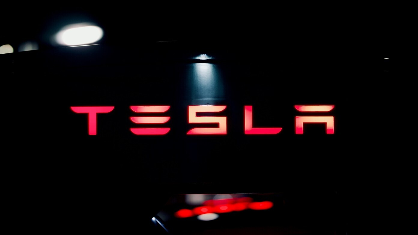 Bad news for Elon Musk as Tesla falls again as fight with Trump goes on