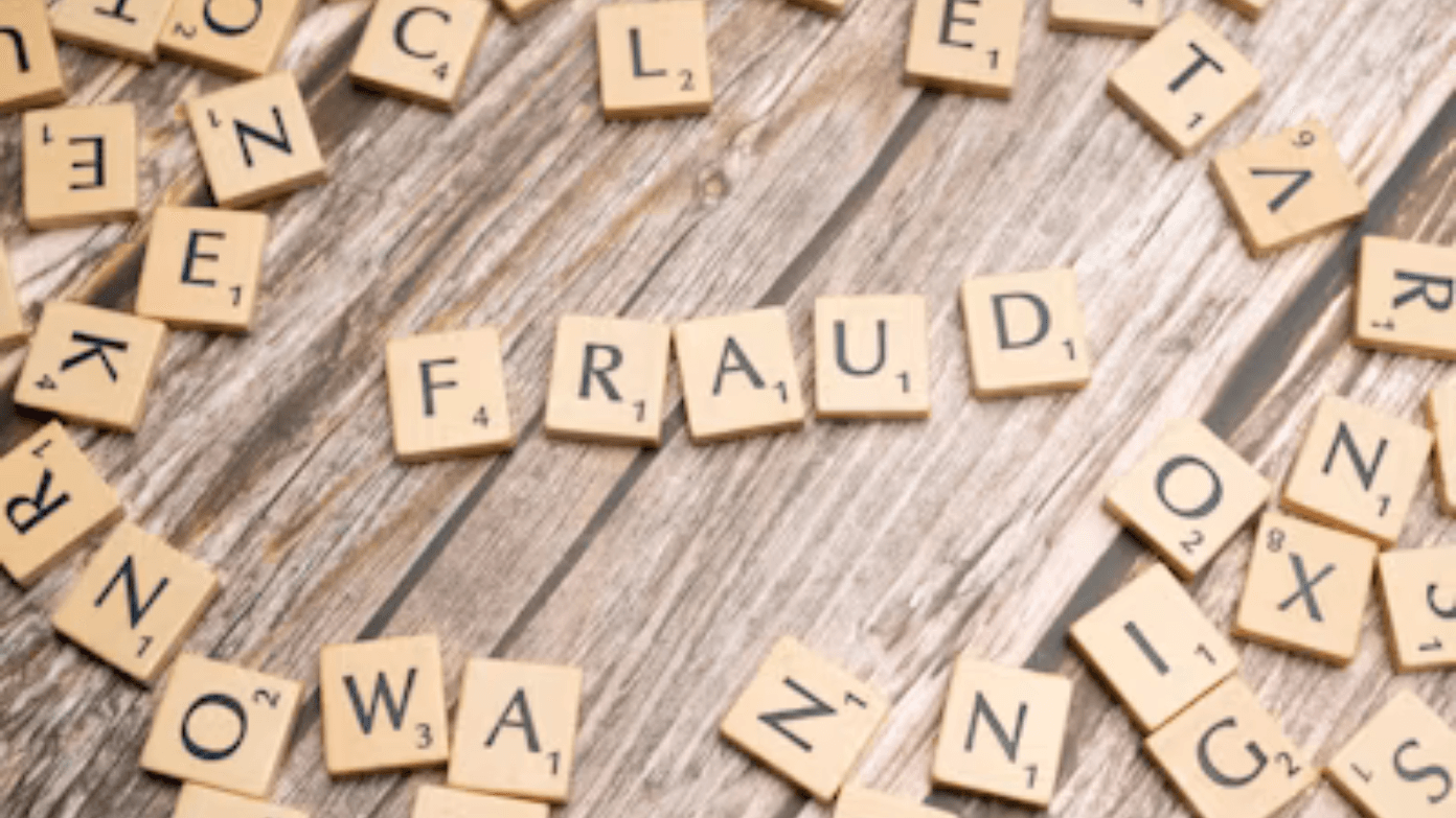 A woman hides 90 million dollars abroad, the IRS hunts down the fraud in Florida and ends up sentencing her to two years in prison