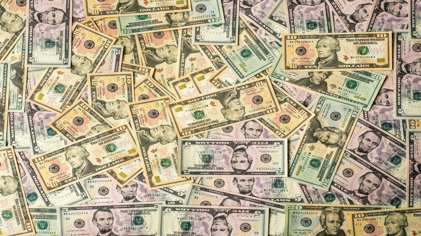 $1,390 stimulus checks for low to middle income Americans: what's the truth behind the latest news