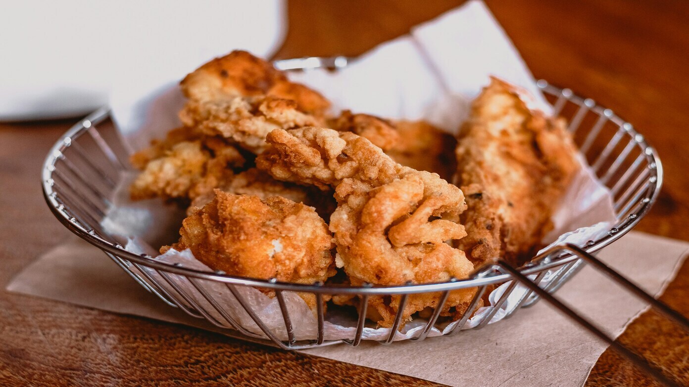 Fast food chicken wars bring new offers for customers this summer