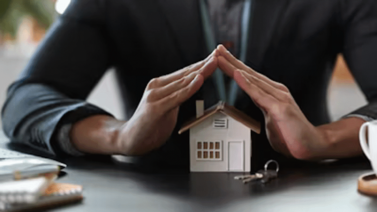 Bad news if you live in Nebraska -These homeowners will have to pay up to $8,000 a year due to increased insurance premiums