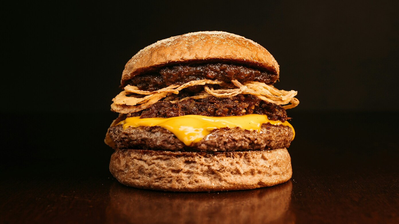 National cheeseburger day is here: where to get the best deals