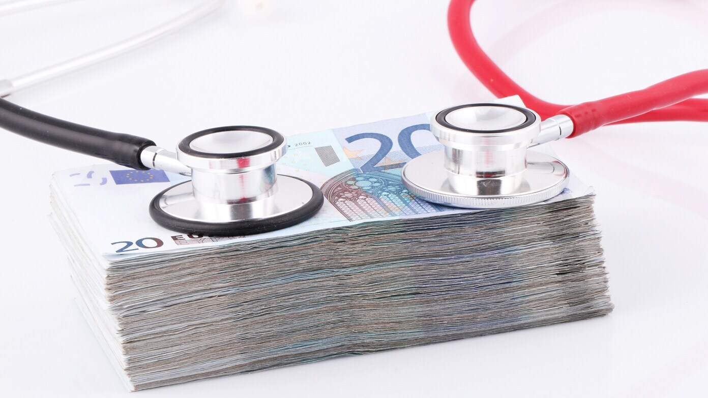 Can using GoFundMe to pay medical bills actually work?