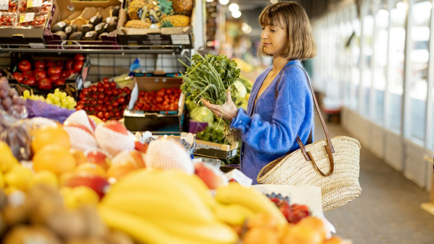 How millions of Americans are left waiting for food assistance as the shutdown drags on