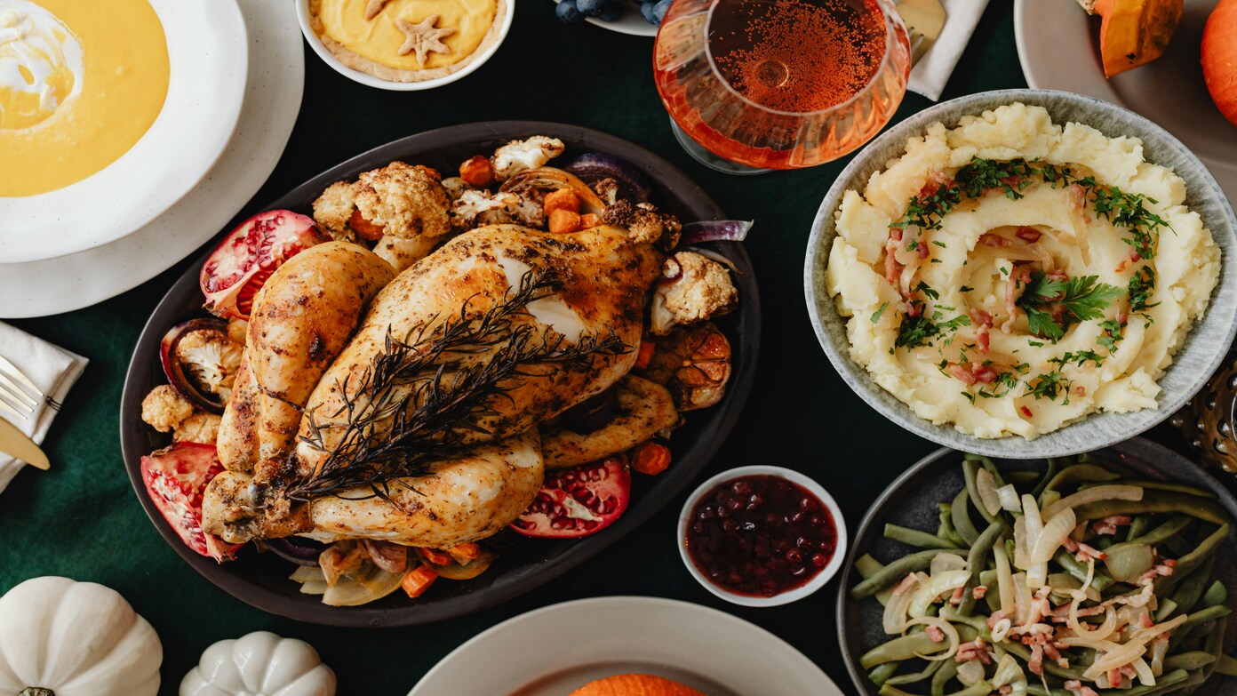 Thanksgiving dinner for 10 for $40? Here’s the deal