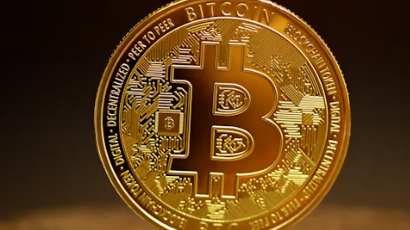 An 85-year-old retiree from Texas nearly lost $23,000 in a Bitcoin ATM scam: a “knight in shining armor” appeared to save her An 85-year-old retiree from Texas nearly lost $23,000 in a Bitcoin ATM scam: a “knight in shining armor” appeared to save her